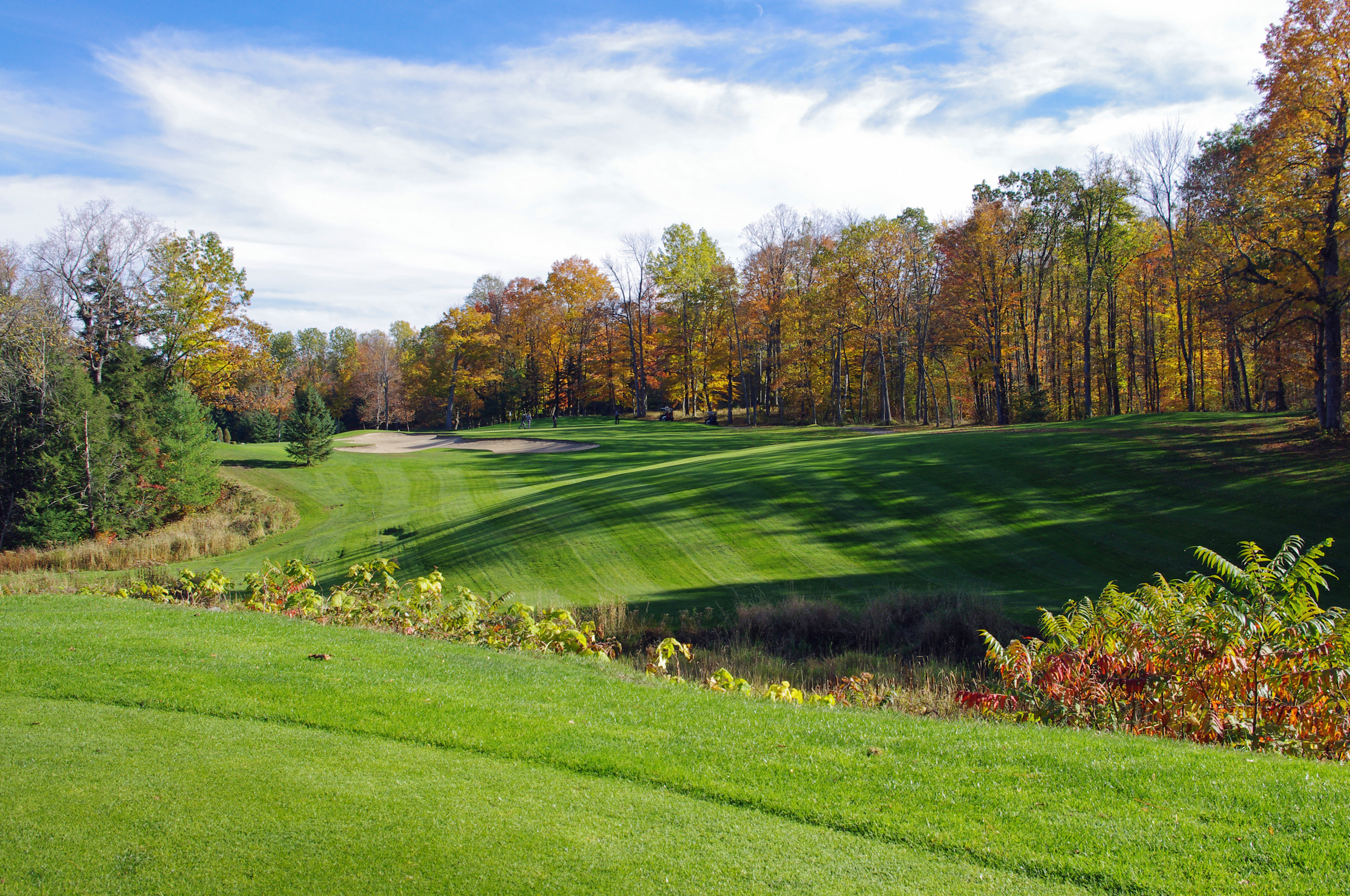 Resort Hotel Photo & Image Gallery | Fairmont Le Château Montebello